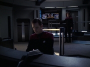 extant_StarTrek_VOY_6x21-LiveFastAndProsper_02309.jpg
