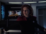 extant_StarTrek_VOY_6x21-LiveFastAndProsper_02317.jpg