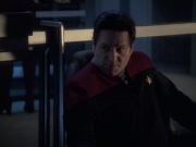 extant_StarTrek_VOY_6x21-LiveFastAndProsper_02324.jpg