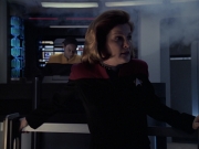 extant_StarTrek_VOY_6x21-LiveFastAndProsper_02325.jpg