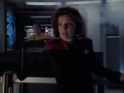 extant_StarTrek_VOY_6x21-LiveFastAndProsper_02327.jpg