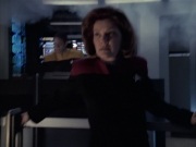 extant_StarTrek_VOY_6x21-LiveFastAndProsper_02329.jpg