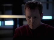 extant_StarTrek_VOY_6x21-LiveFastAndProsper_02333.jpg