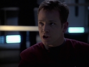 extant_StarTrek_VOY_6x21-LiveFastAndProsper_02334.jpg