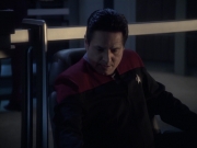 extant_StarTrek_VOY_6x21-LiveFastAndProsper_02345.jpg