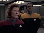 Filename=extant_StarTrek_VOY_6x21-LiveFastAndProsper_02523.jpg
Filesize=146KiB
Dimensions=1200x900
Date added=Jan 03, 2020 extant_StarTrek_VOY_6x21-LiveFastAndProsper_02523.jpg