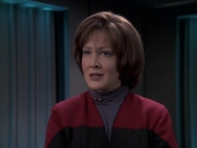 extant_StarTrek_VOY_6x21-LiveFastAndProsper_02607.jpg