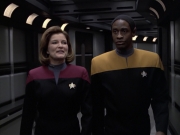 Filename=extant_StarTrek_VOY_6x21-LiveFastAndProsper_02661.jpg
Filesize=143KiB
Dimensions=1200x900
Date added=Jan 03, 2020 extant_StarTrek_VOY_6x21-LiveFastAndProsper_02661.jpg