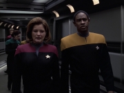 Filename=extant_StarTrek_VOY_6x21-LiveFastAndProsper_02669.jpg
Filesize=139KiB
Dimensions=1200x900
Date added=Jan 03, 2020 extant_StarTrek_VOY_6x21-LiveFastAndProsper_02669.jpg