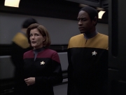 Filename=extant_StarTrek_VOY_6x21-LiveFastAndProsper_02678.jpg
Filesize=128KiB
Dimensions=1200x900
Date added=Jan 03, 2020 extant_StarTrek_VOY_6x21-LiveFastAndProsper_02678.jpg