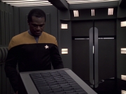 Filename=extant_StarTrek_VOY_6x21-LiveFastAndProsper_02704.jpg
Filesize=156KiB
Dimensions=1200x900
Date added=Jan 03, 2020 extant_StarTrek_VOY_6x21-LiveFastAndProsper_02704.jpg