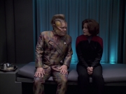 extant_StarTrek_VOY_6x21-LiveFastAndProsper_02863.jpg