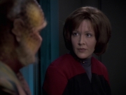extant_StarTrek_VOY_6x21-LiveFastAndProsper_02913.jpg