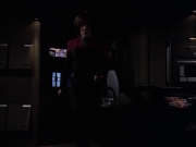 extant_StarTrek_VOY_6x21-LiveFastAndProsper_03044.jpg