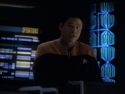 Filename=extant_StarTrek_VOY_6x21-LiveFastAndProsper_03067.jpg
Filesize=165KiB
Dimensions=1200x900
Date added=Jan 03, 2020 extant_StarTrek_VOY_6x21-LiveFastAndProsper_03067.jpg