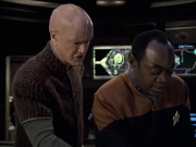 Filename=extant_StarTrek_VOY_6x21-LiveFastAndProsper_03120.jpg
Filesize=167KiB
Dimensions=1200x900
Date added=Jan 03, 2020 extant_StarTrek_VOY_6x21-LiveFastAndProsper_03120.jpg