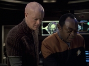 Filename=extant_StarTrek_VOY_6x21-LiveFastAndProsper_03124.jpg
Filesize=176KiB
Dimensions=1200x900
Date added=Jan 03, 2020 extant_StarTrek_VOY_6x21-LiveFastAndProsper_03124.jpg