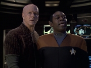 Filename=extant_StarTrek_VOY_6x21-LiveFastAndProsper_03138.jpg
Filesize=163KiB
Dimensions=1200x900
Date added=Jan 03, 2020 extant_StarTrek_VOY_6x21-LiveFastAndProsper_03138.jpg