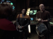 Filename=extant_StarTrek_VOY_6x21-LiveFastAndProsper_03329.jpg
Filesize=164KiB
Dimensions=1200x900
Date added=Jan 03, 2020 extant_StarTrek_VOY_6x21-LiveFastAndProsper_03329.jpg