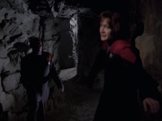 extant_StarTrek_VOY_6x21-LiveFastAndProsper_03473.jpg