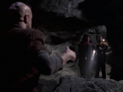 extant_StarTrek_VOY_6x21-LiveFastAndProsper_03496.jpg