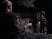 extant_StarTrek_VOY_6x21-LiveFastAndProsper_03497.jpg