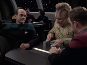 Filename=extant_StarTrek_VOY_6x21-LiveFastAndProsper_03576.jpg
Filesize=184KiB
Dimensions=1200x900
Date added=Jan 03, 2020 extant_StarTrek_VOY_6x21-LiveFastAndProsper_03576.jpg