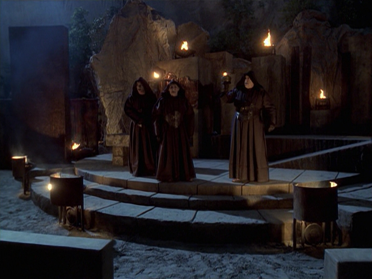 extant_StarTrek_VOY_6x22-Muse_00019.jpg