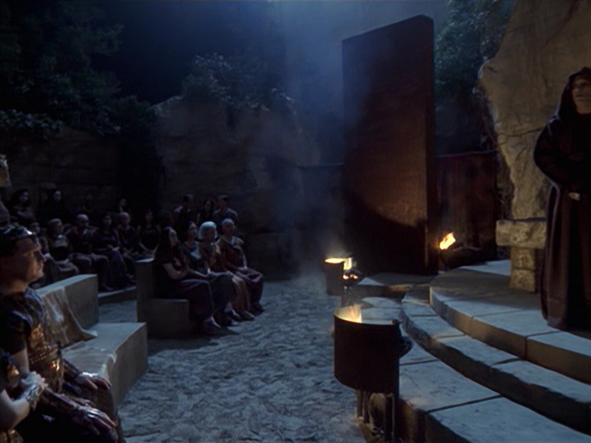 extant_StarTrek_VOY_6x22-Muse_00028.jpg