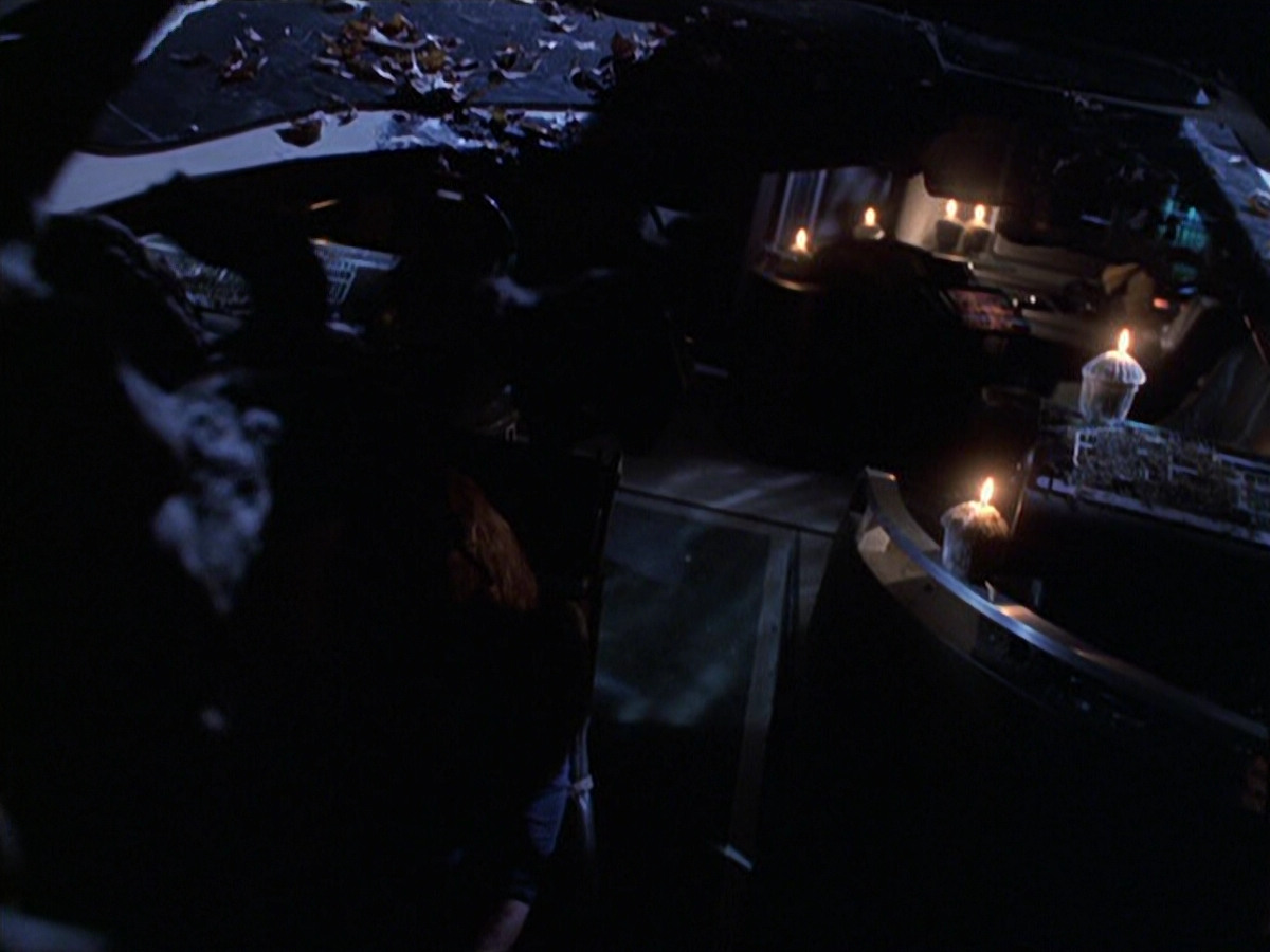 extant_StarTrek_VOY_6x22-Muse_00263.jpg