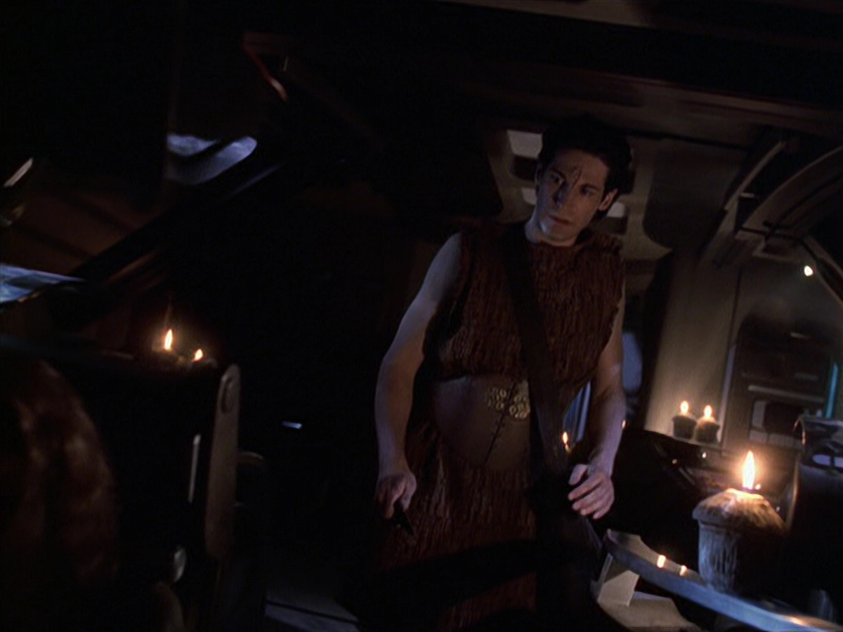 extant_StarTrek_VOY_6x22-Muse_00296.jpg