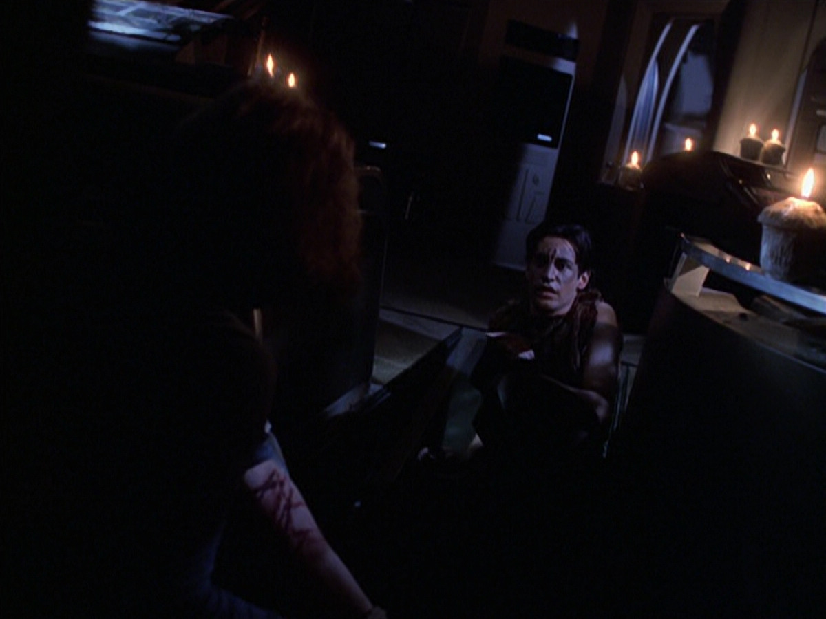 extant_StarTrek_VOY_6x22-Muse_00305.jpg