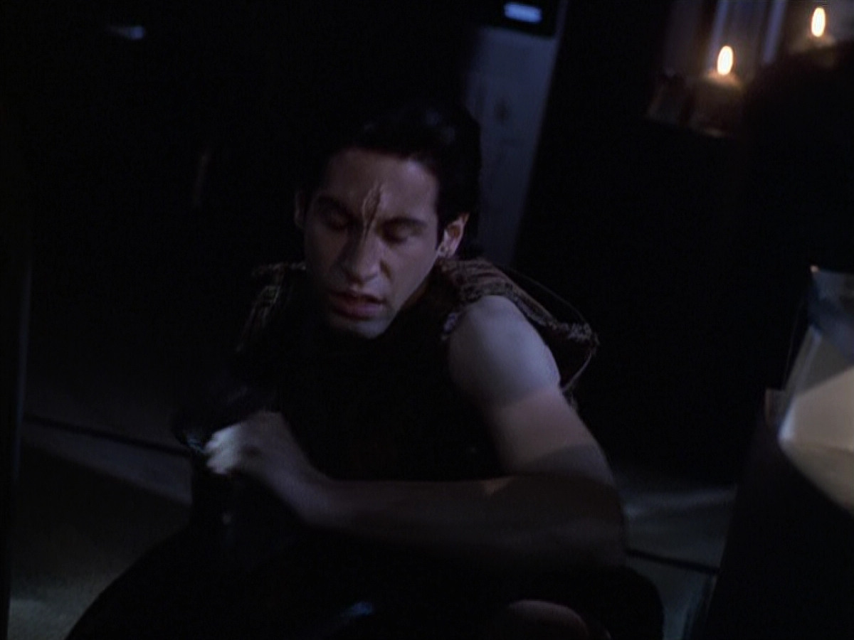 extant_StarTrek_VOY_6x22-Muse_00310.jpg