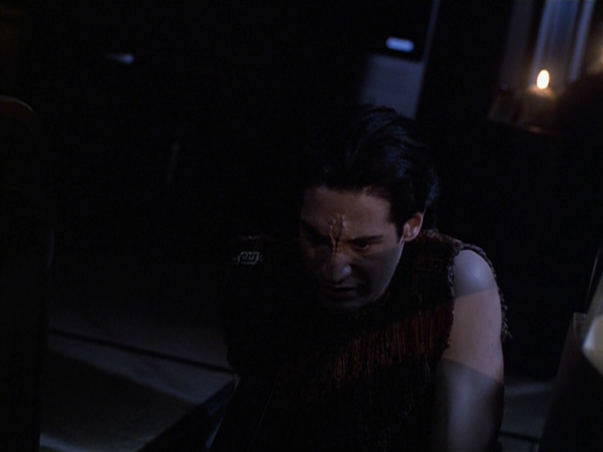 extant_StarTrek_VOY_6x22-Muse_00313.jpg