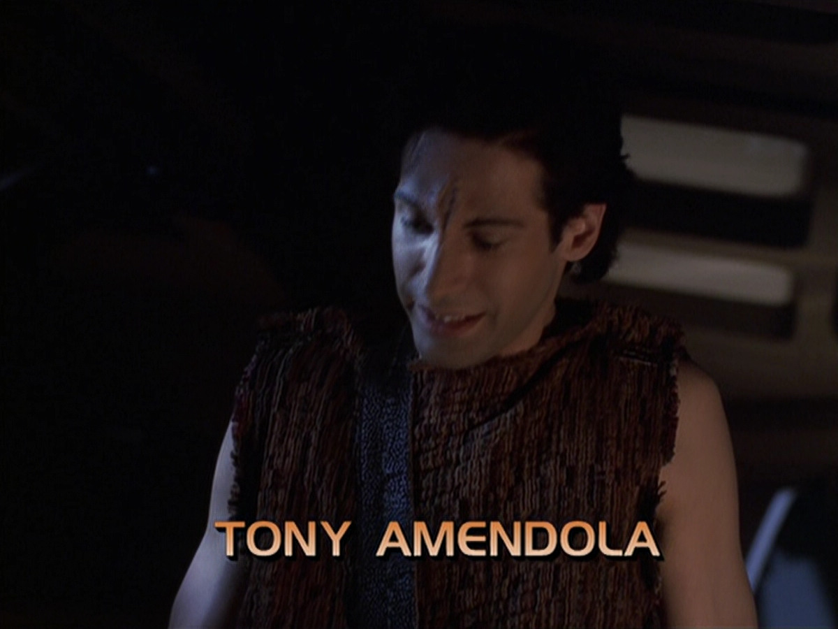 extant_StarTrek_VOY_6x22-Muse_00512.jpg