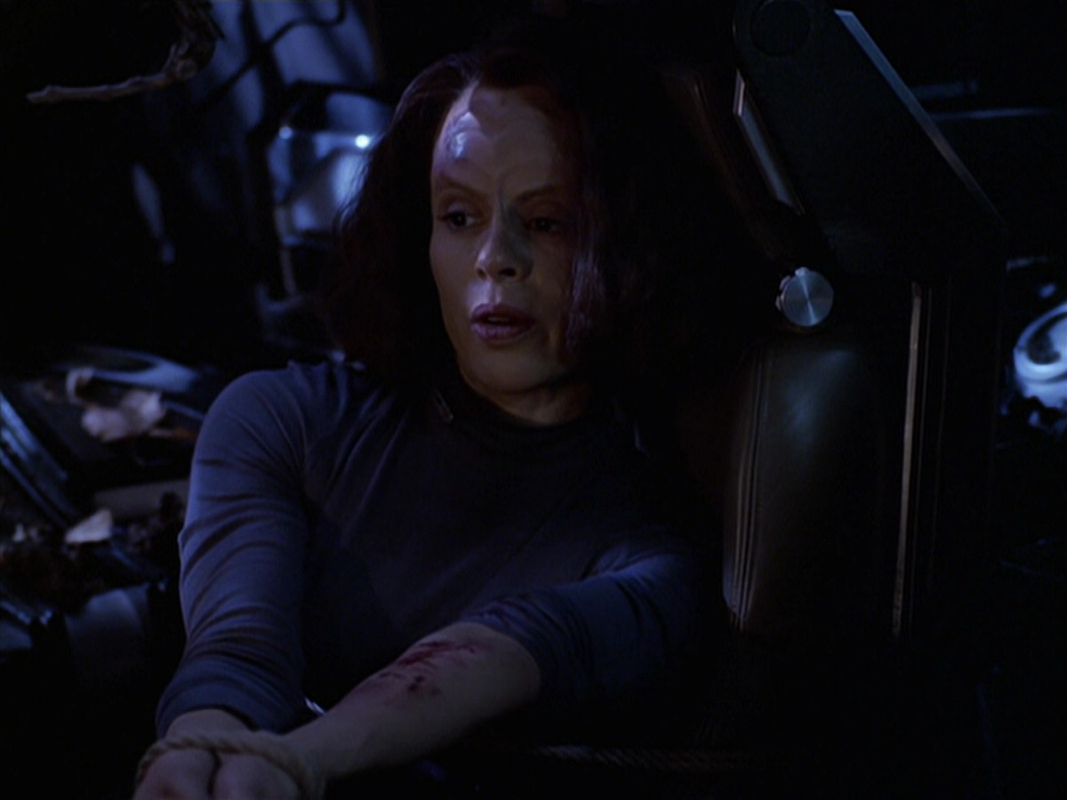 extant_StarTrek_VOY_6x22-Muse_00516.jpg