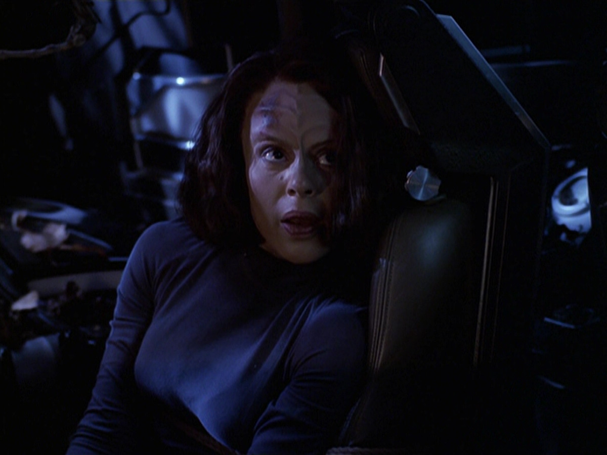 extant_StarTrek_VOY_6x22-Muse_00525.jpg