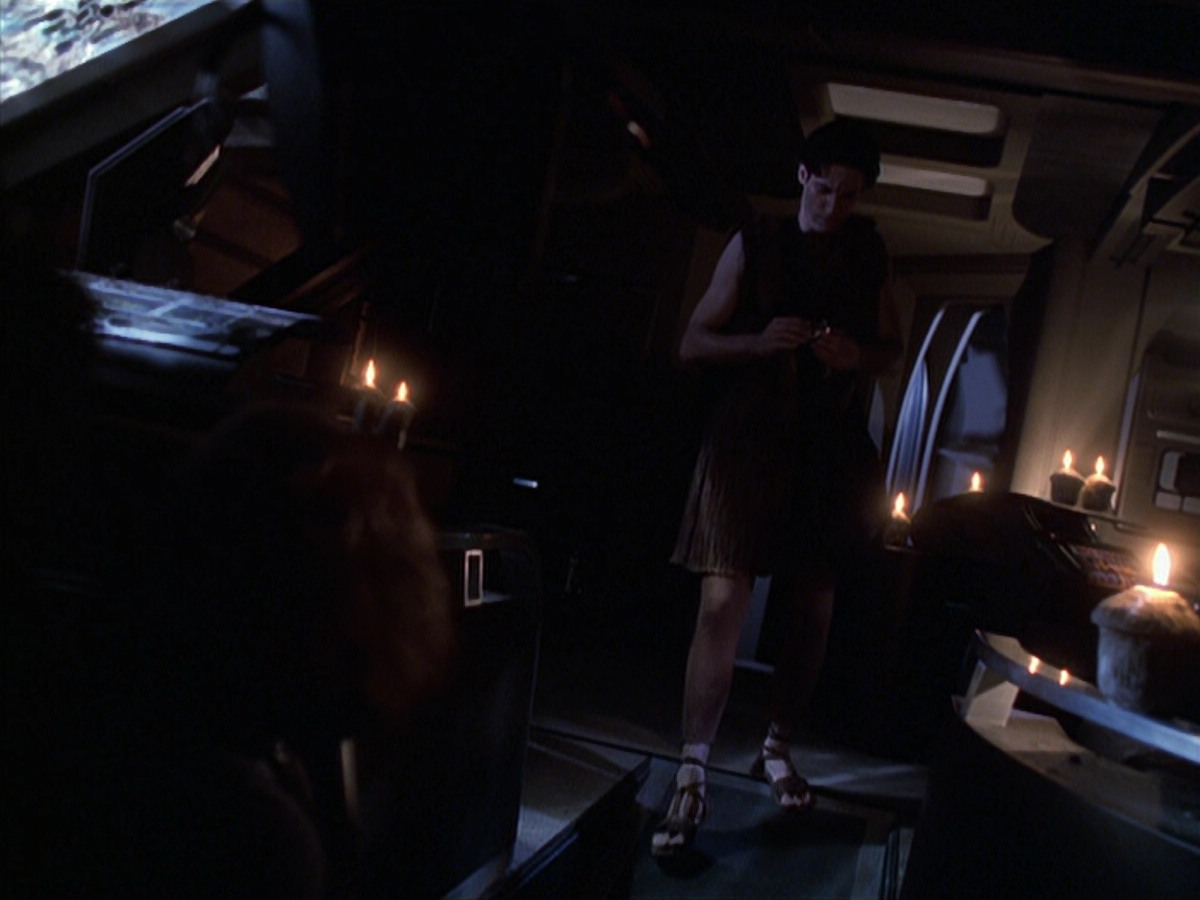 extant_StarTrek_VOY_6x22-Muse_00550.jpg