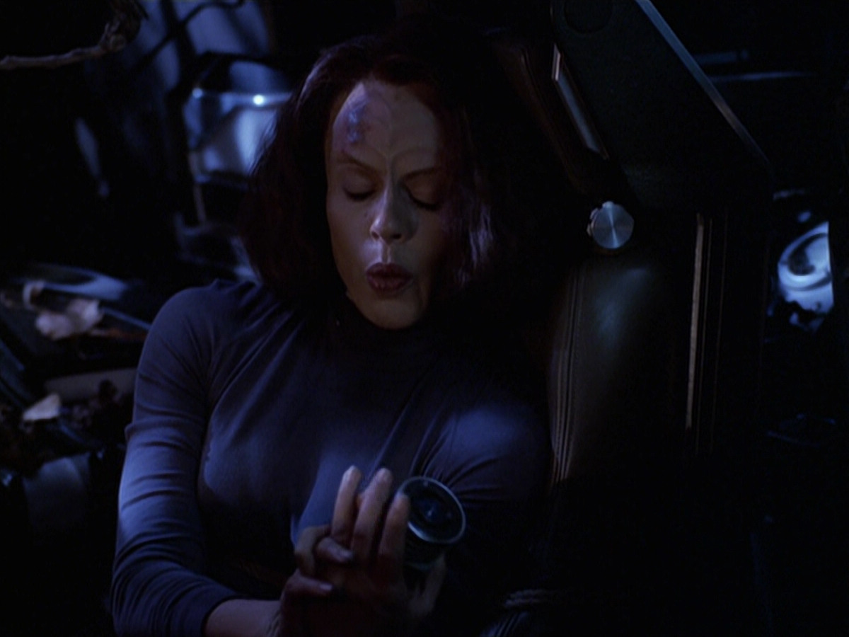 extant_StarTrek_VOY_6x22-Muse_00569.jpg