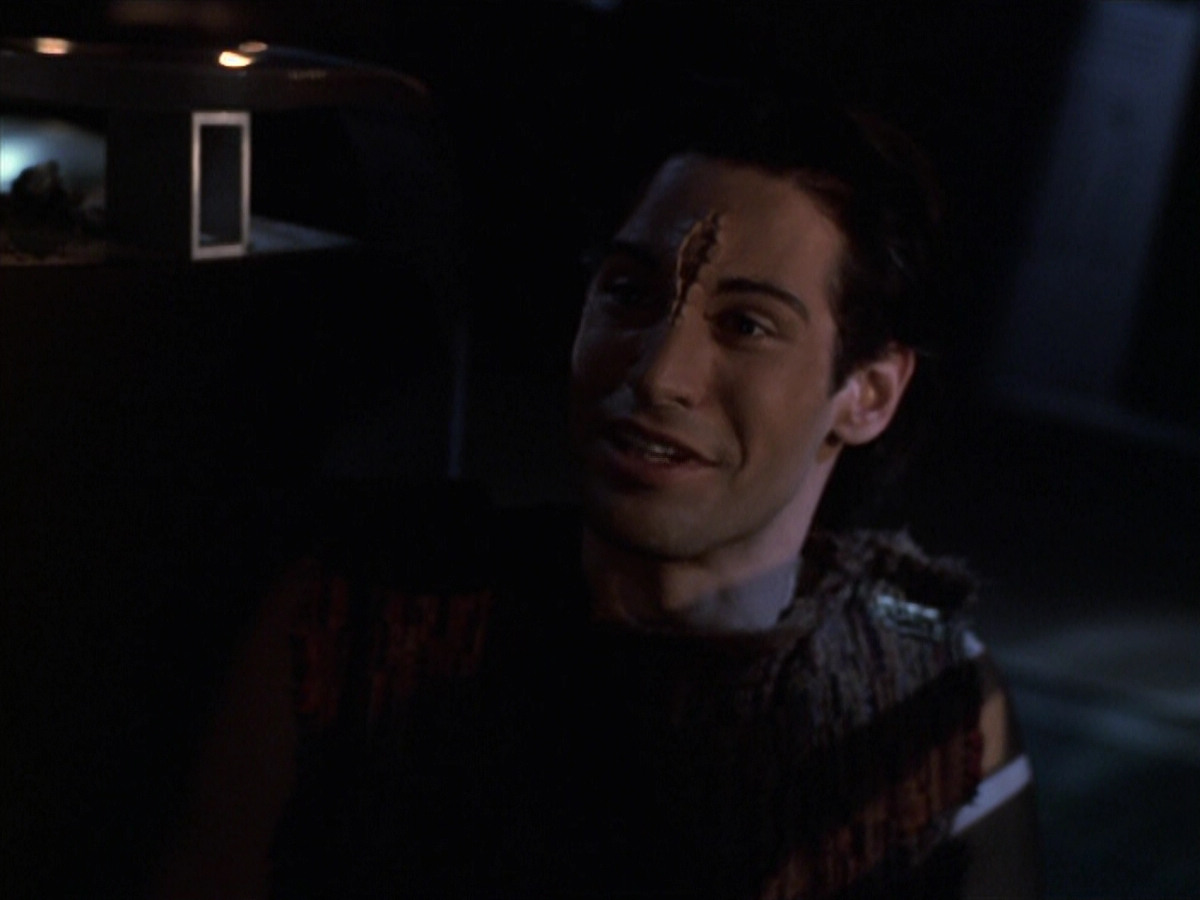 extant_StarTrek_VOY_6x22-Muse_00633.jpg