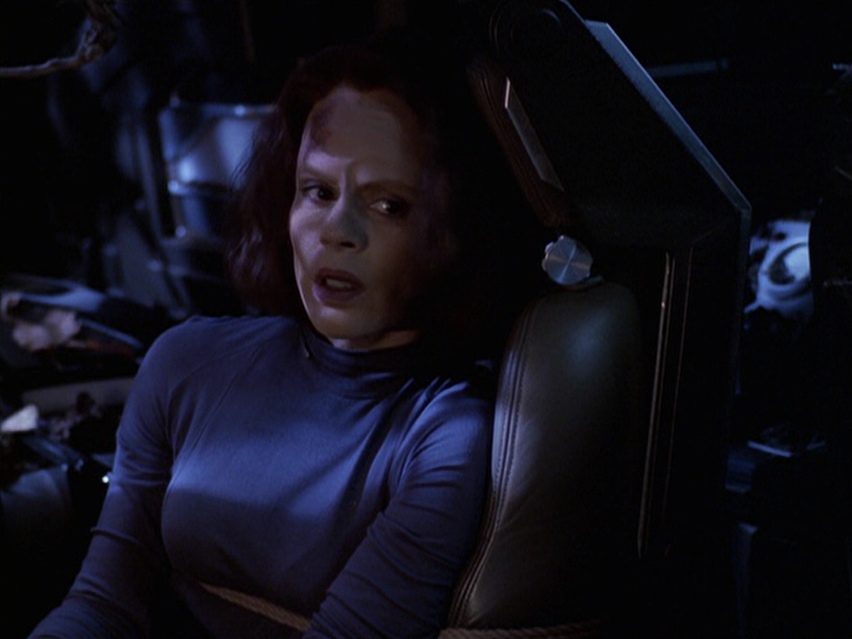 extant_StarTrek_VOY_6x22-Muse_00682.jpg
