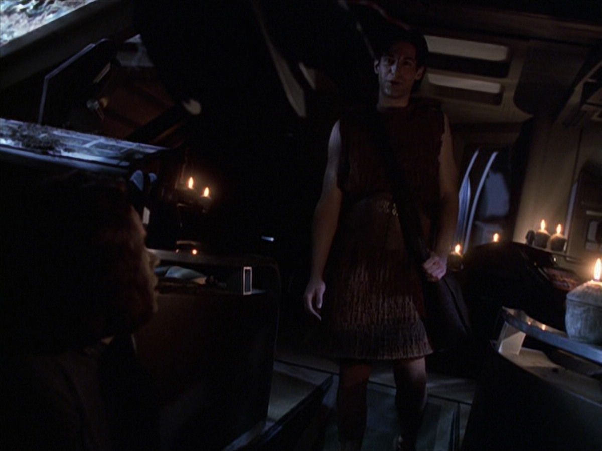 extant_StarTrek_VOY_6x22-Muse_00701.jpg