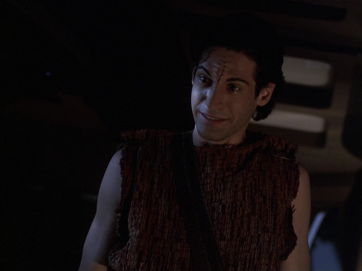 extant_StarTrek_VOY_6x22-Muse_00732.jpg