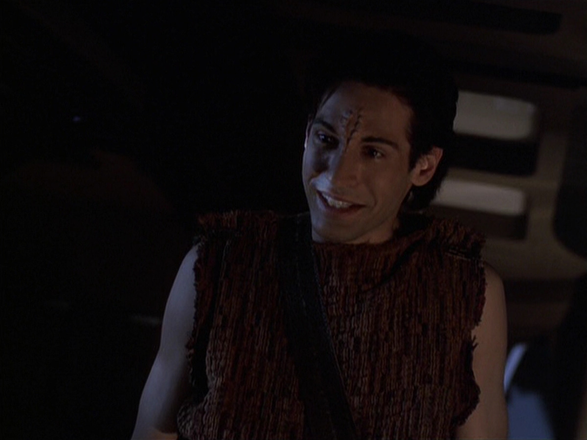 extant_StarTrek_VOY_6x22-Muse_00733.jpg