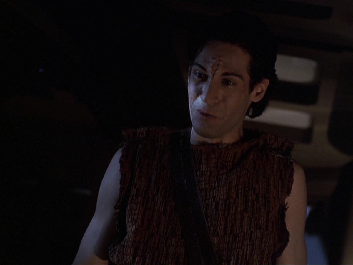 extant_StarTrek_VOY_6x22-Muse_00741.jpg
