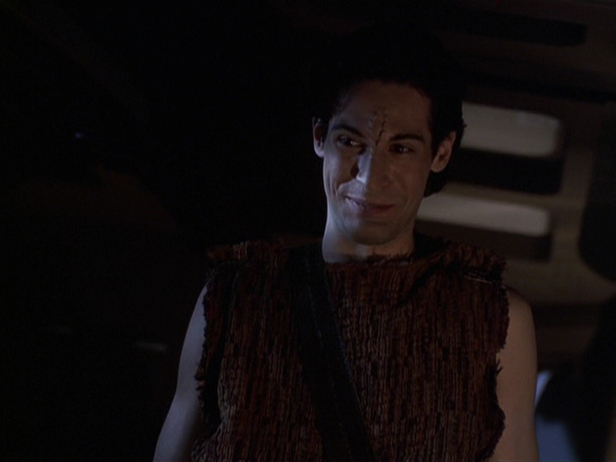 extant_StarTrek_VOY_6x22-Muse_00748.jpg