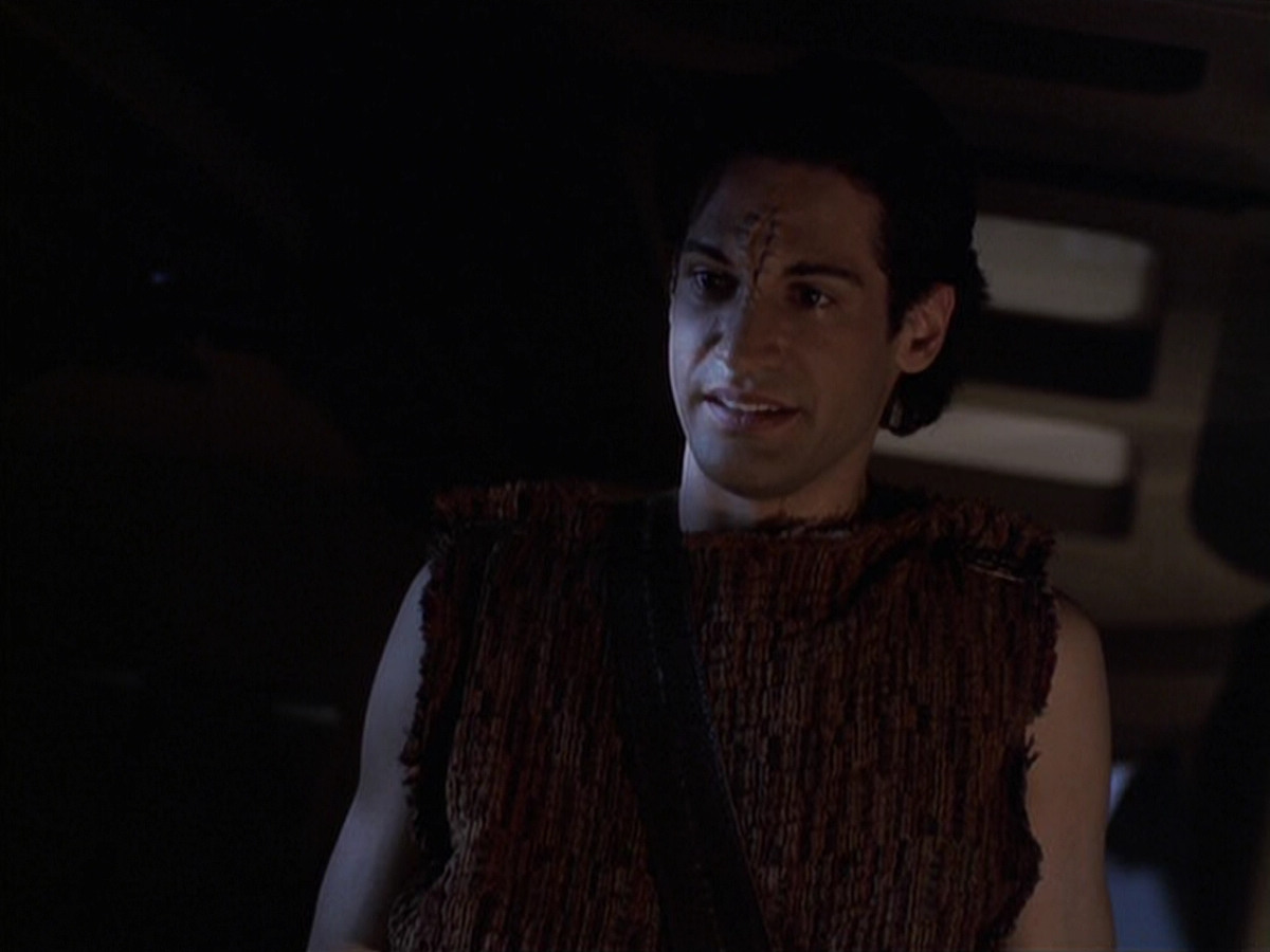 extant_StarTrek_VOY_6x22-Muse_00761.jpg
