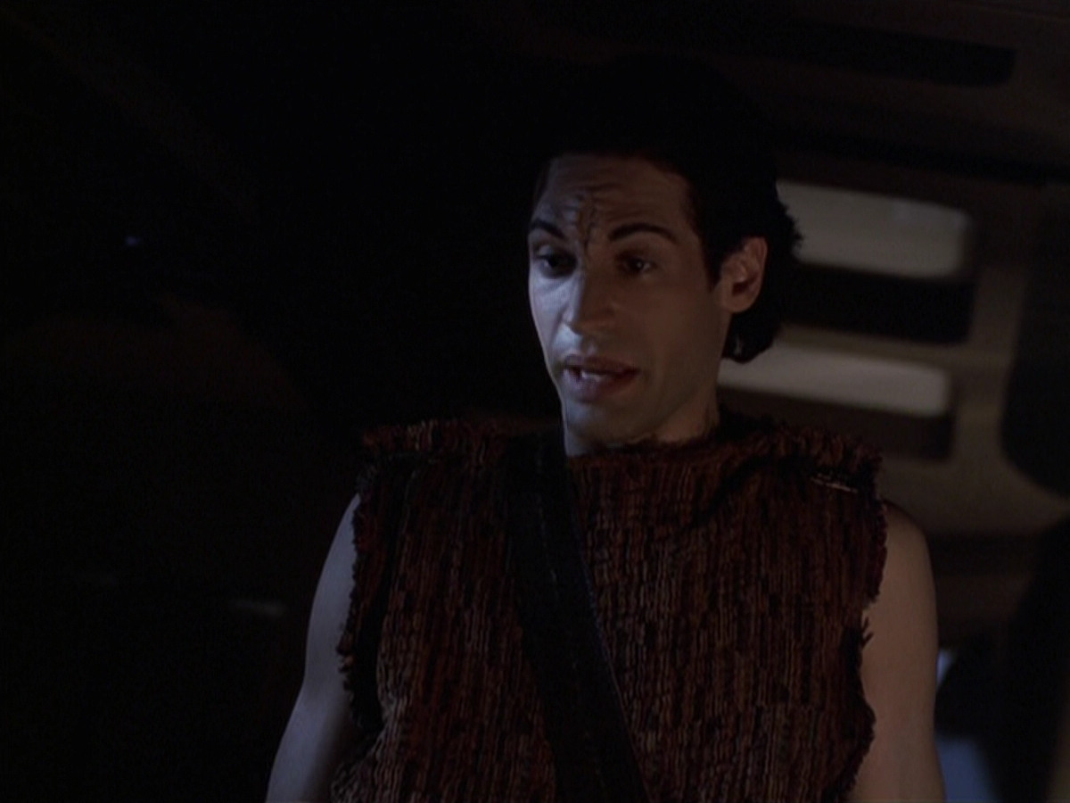 extant_StarTrek_VOY_6x22-Muse_00768.jpg