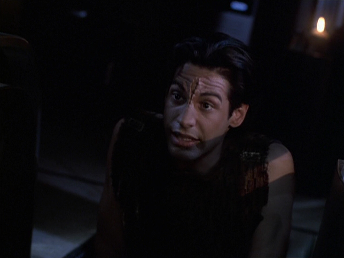 extant_StarTrek_VOY_6x22-Muse_00799.jpg