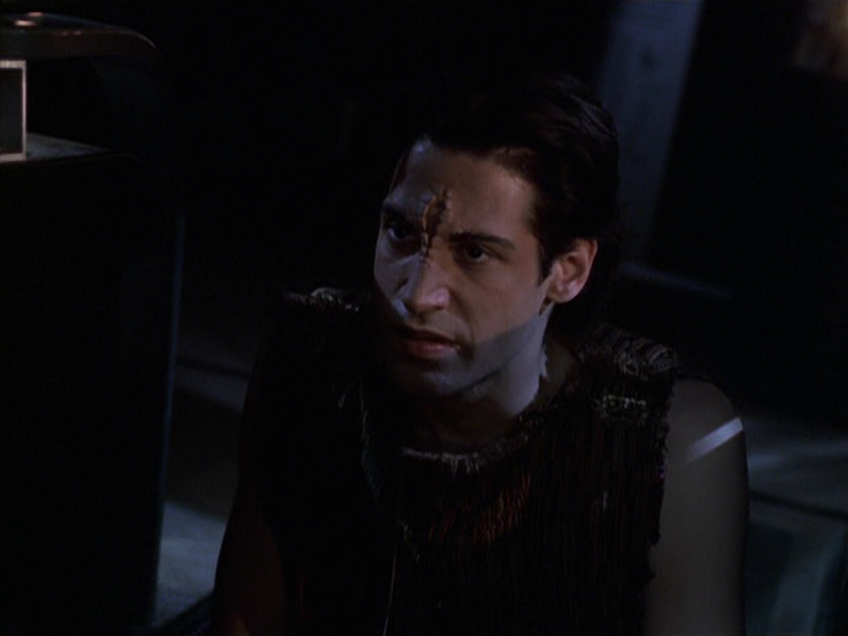 extant_StarTrek_VOY_6x22-Muse_00829.jpg
